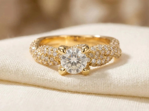 2Ct Round Cut Lab Created Diamond Women's Wedding Ring 14k Yellow Gold Plated - Picture 1 of 4