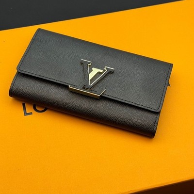 louis vuitton capucines long wallet