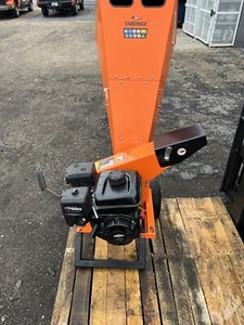 Yardmax Chipper Shredder With Spare Motor.