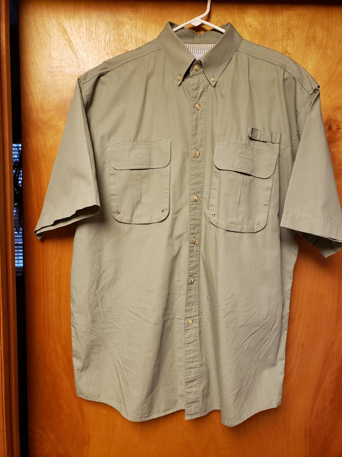 World Wide Sportsman Bass Pro Cabela's men's fishing … Gem