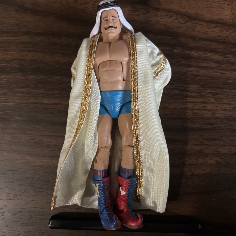WWE 2010 Mattel Elite Legends IRON SHEIK Wrestling Action Figure COMPLETE