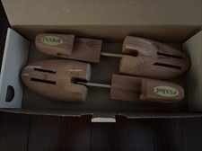 Jos A Bank - Form Fitting Shoe Horn to Hold Shape Used