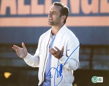 T.J. Lavin Authentic Signed 8x10 Photo Autographed BAS #BJ67528