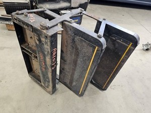 USED LCI DOUBLE RV ENTRY STEP  LCI 171317 2012 THOR CITATION RV MBZ SPRINTER