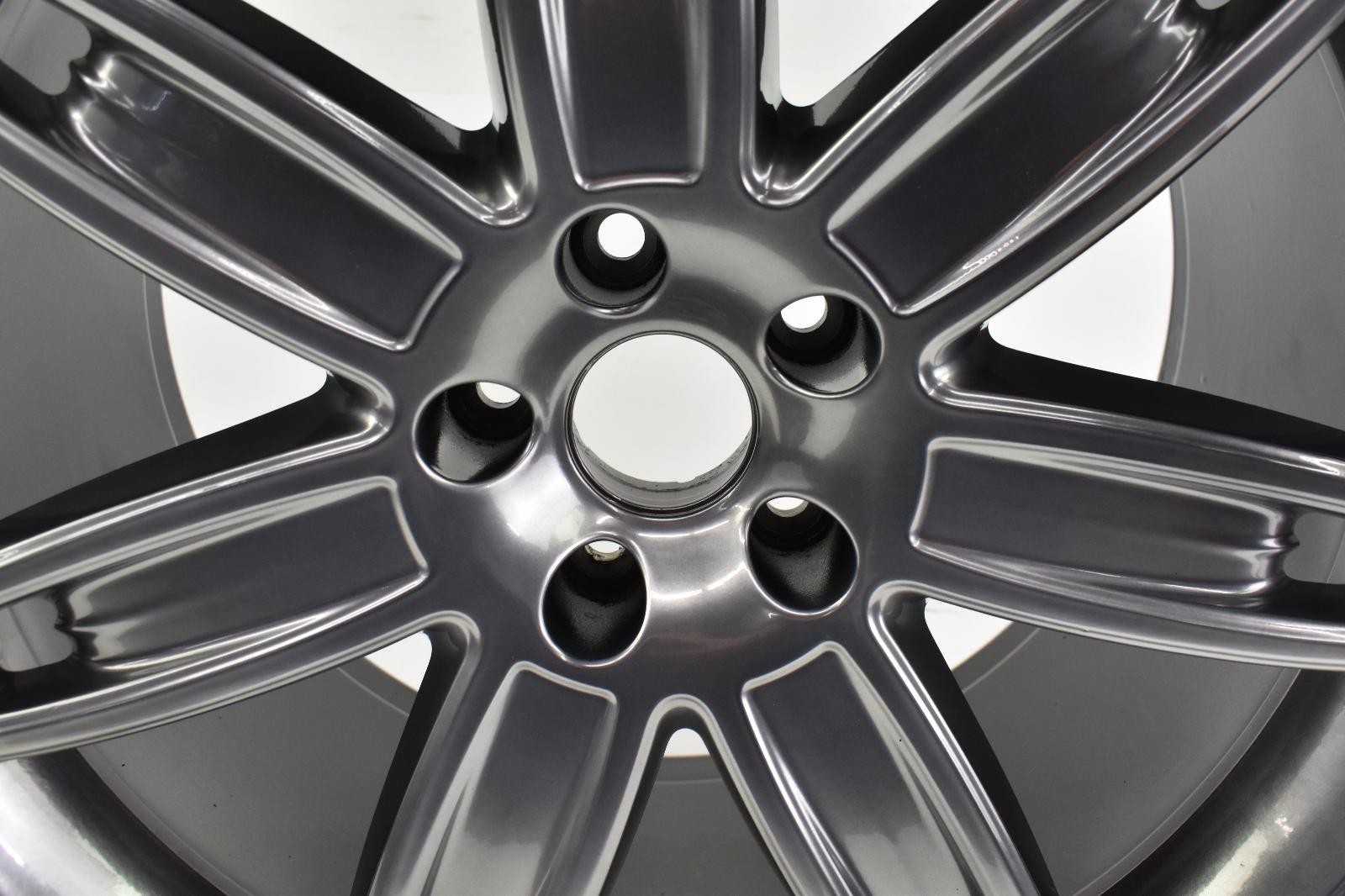 Used Wheel fits: 2017 Maserati QUATTROPORTE  Grade A