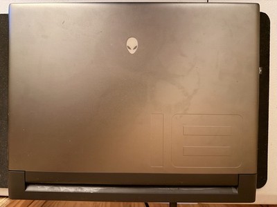 Dell Alienware m18 R2 Intel 14th i9-14900HX 4080 12GB RTX 32GB 1TB SSD QHD 165hz