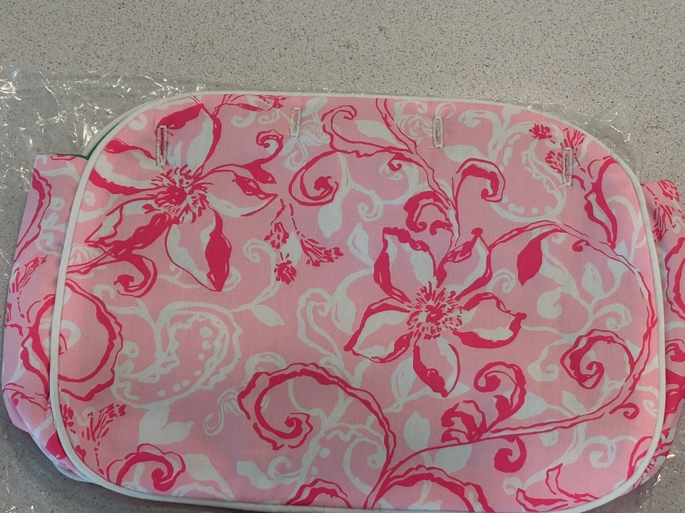 Bolso Bermuda Lilly Pulitzer Nuevo con Etiquetas con Juego de 4 Fundas Reversibles. Foto 4 de 4
