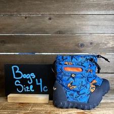 New Kids Bogs B Moc Snow Cool Dinos Blue Insulated Waterproof Snow Boots Size 4
