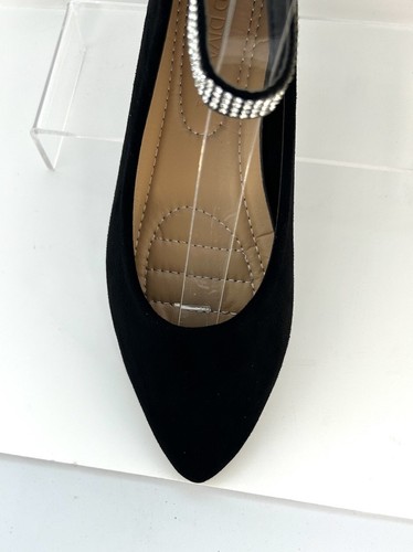 Wild Diva Lounge Black Flats Jeweled Ankle Strap Buckle Pointed Toe Suede Size 6 - Picture 7 of 10