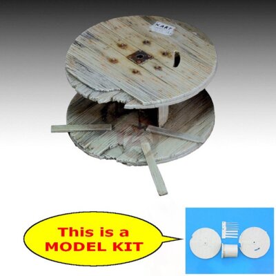 Royal Model 1/35 Damaged Large Wooden Cable Reel (60mm diameter) [Diorama] 774