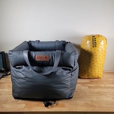 NEW Funny Fuzzy Waterproof Elevated  Thickened Dog Car Single Seat Gray