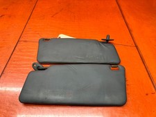 97-01 Honda Prelude 2.2l Driver Passenger Front Sun Visor Shade Set Oem 336 97-01 Honda Prelude 2.2l Driver Passenger Front Sun Visor Shade Set Oem 336