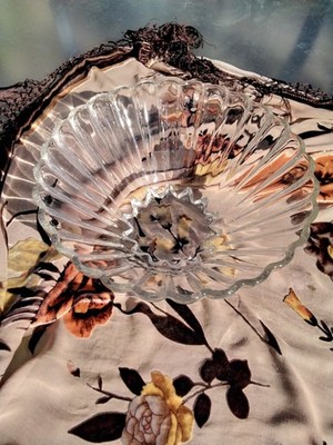 Vintage Rachel Star Pattern Anchor Hocking Glass Bowl 11 In By 5 1/2 In