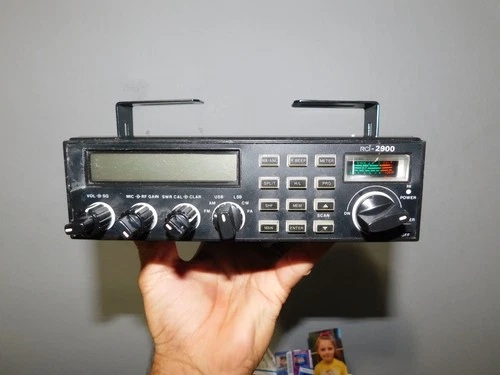 RANGER RCI-2900 MOBILE HAM RADIO FOR PARTS