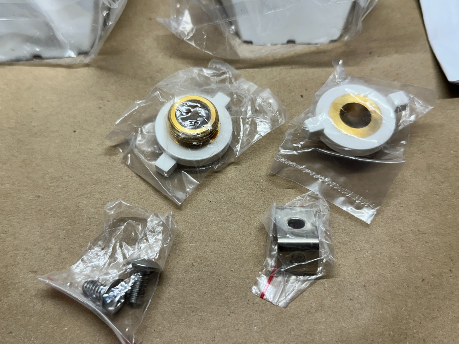 New Yamaha NS-AW150 2-Way Indoor/Outdoor Speakers - Pair WHITE