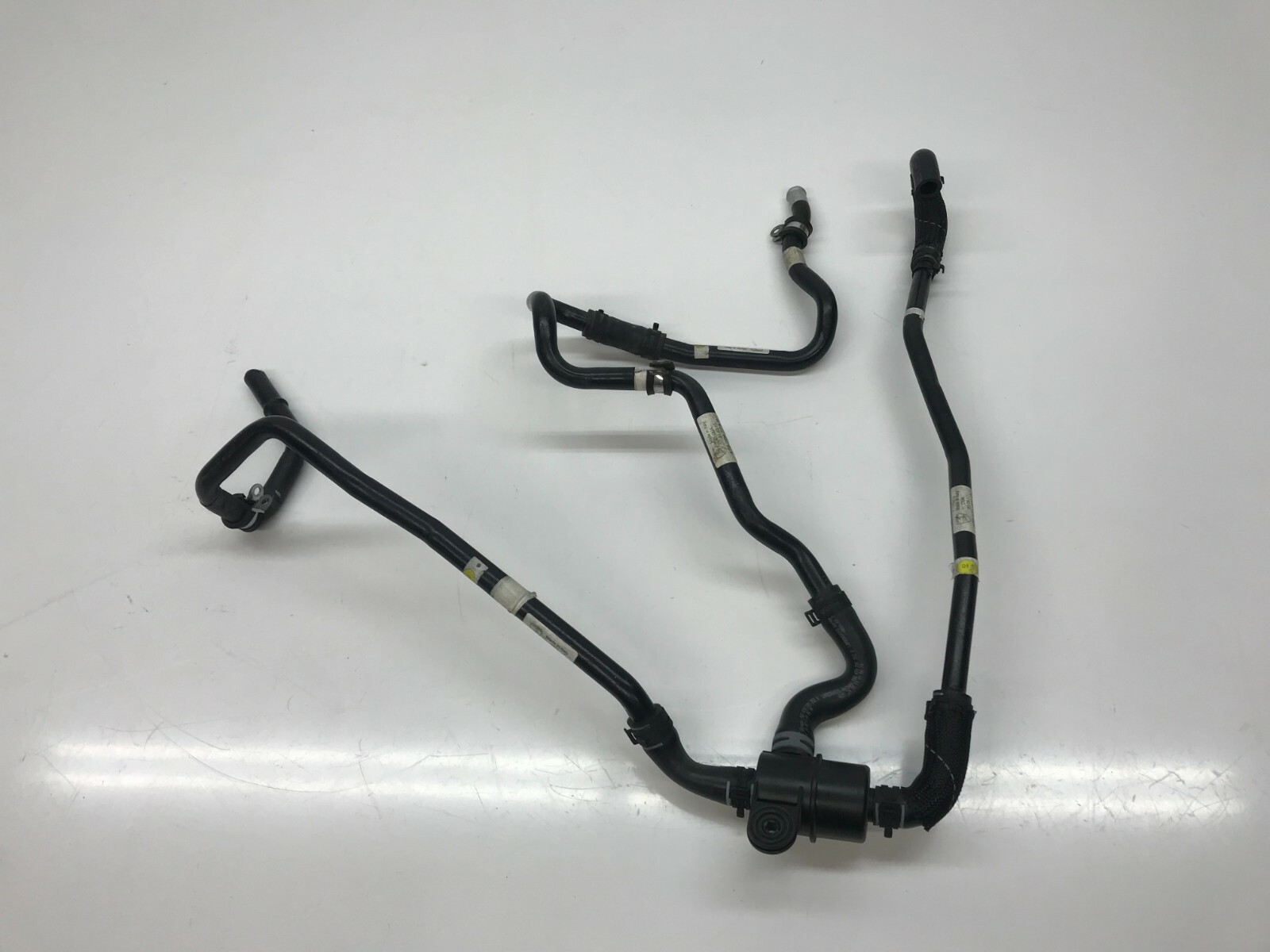 LAMBORGHINI AVENTADOR KOMBI VALVE BREATHER LINE ASSEMBLY PIPES OEM 4S0201752