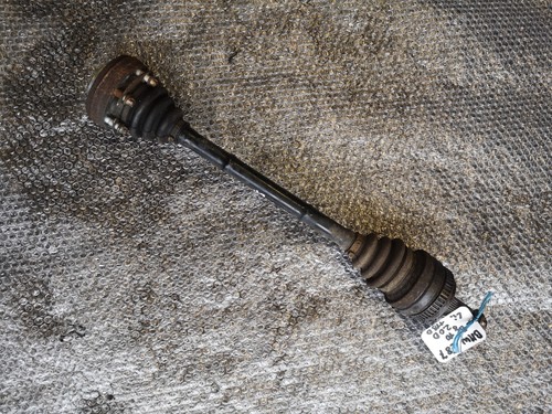 BMW 118 D E87 Antriebswelle 7533445AI03 Links