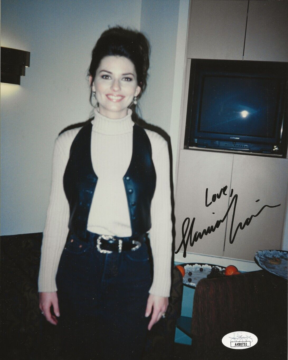 Shania Twain REAL hand SIGNED early 8x10 Candid one-of-a-kind Photo JSA COA