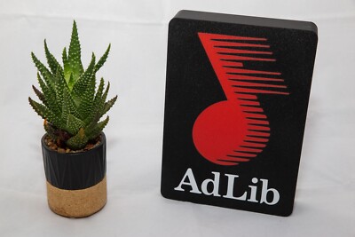 AdLib USB Powered Lightbox-Sign-Lampe (Vintage, Retro Gaming) (Vertikal)