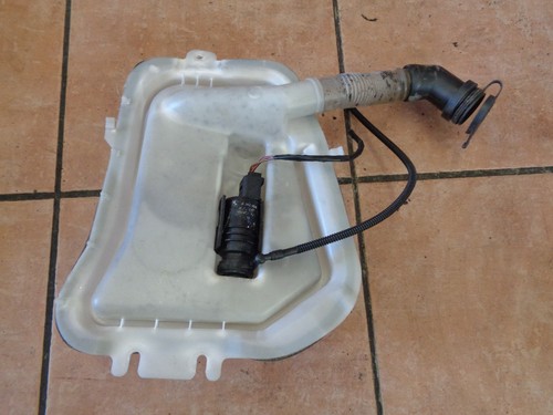 BMW 318i E46 Bj:2000 Waschwasserbehälter mit Pumpe Hinten 8374557