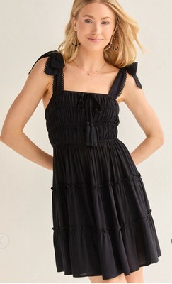 Francesca's Katelyn Tie Front Tiered Mini Dress - Black - NWT - Size Medium