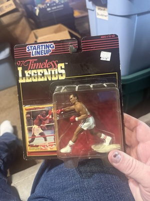 #ad #ad Sugar Ray Leonard 1997 Starting Lineup Timeless Legends boxing w card NEW $8.50