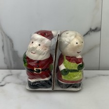 NEW Christmas Santa and Mrs. Claus Salt and Pepper Shakers Set Ceramic 3.5  