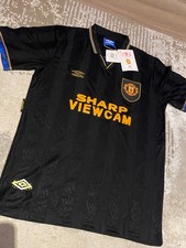 Manchester United Football Shirt 93/95 Vintage Adult Large Umbro/Sharp - New