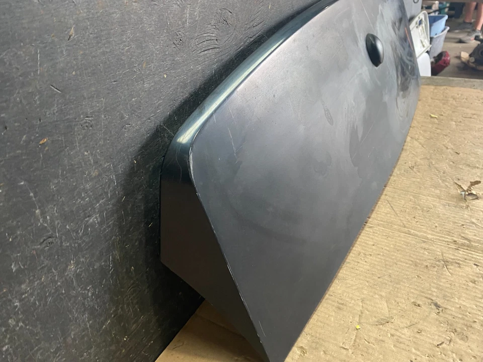 Alerón trasero Lincoln MKX 2007 a 2011 con luz de freno OEM R7937 DG Foto 3 de 4