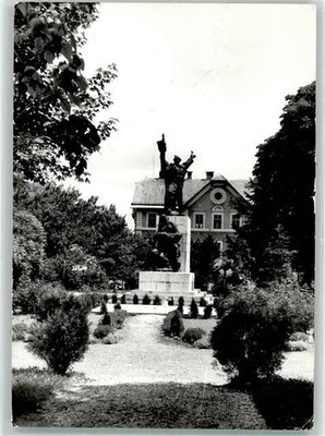 39635803-Zein monument Croatia 1964