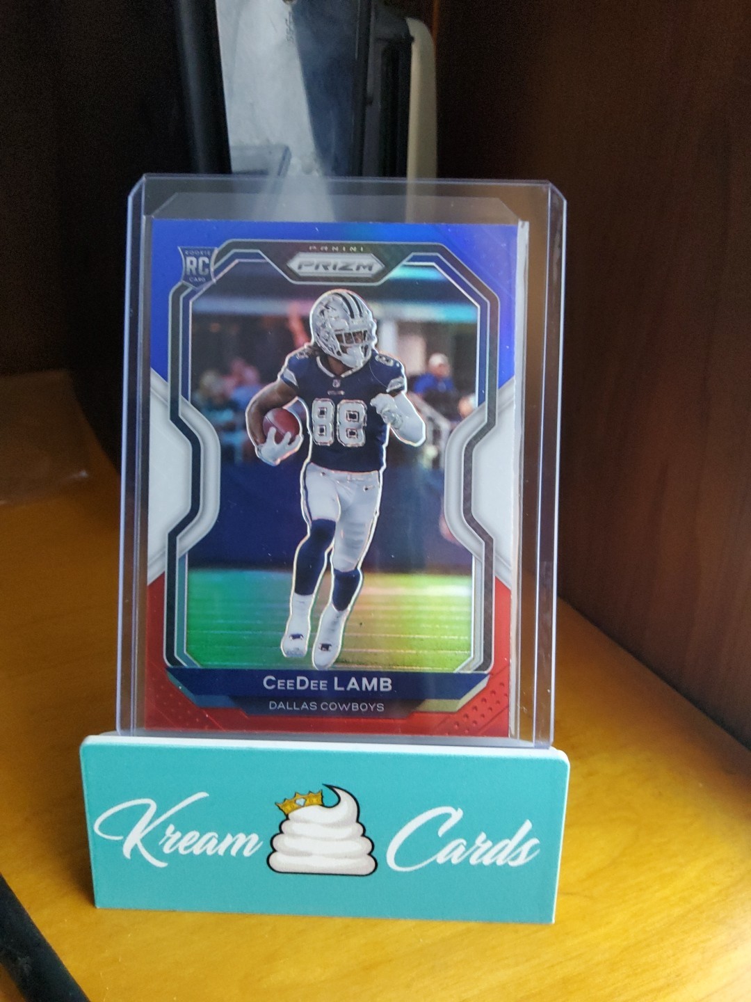 2020 Panini Prizm - Rookie CeeDee Lamb #334 Red White & Blue Prizm (RC)