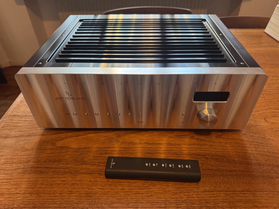 Jeff Rowland Concentra Verstärker Vollverstärker high end amplifier hifi