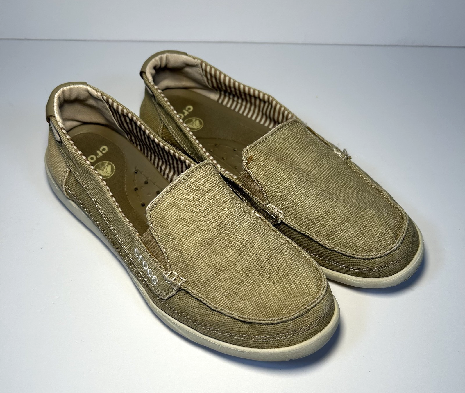 Women's Crocs Walu Slip-On Canvas Loafers in Tan - Size 7-image