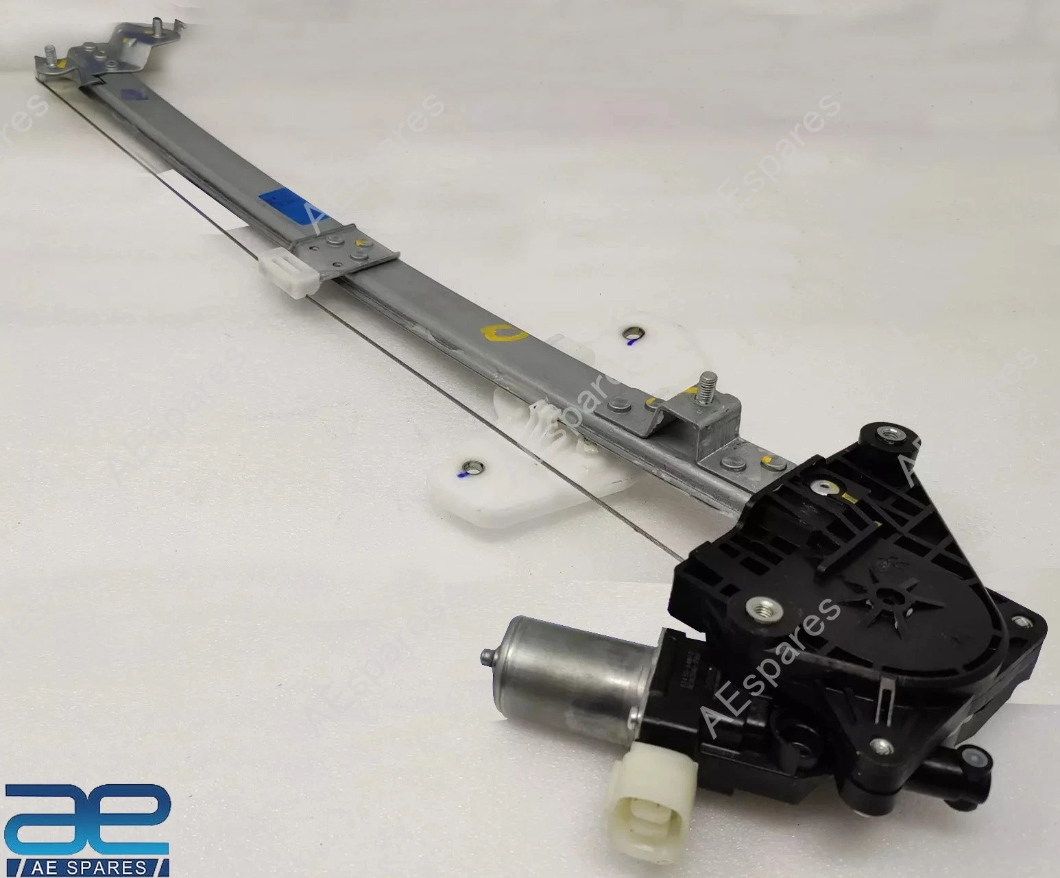 Front Door Window Regulator RH For Suzuki Vitara Brezza 2016-2022 83401M82P11 view 2