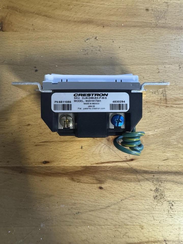 Crestron CLW-DIMUEX-P-W-S Cameo Wireless Universal Dimmer Switch - Image 3 of 3