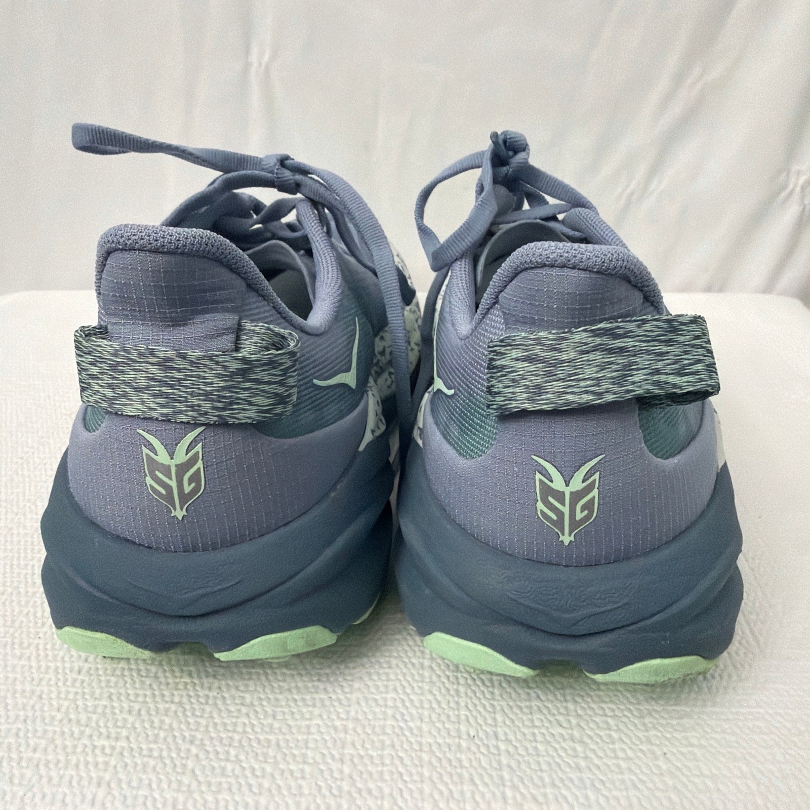 Hoka One One Speedgoat 6 Shoes Womens Size 10 B Vibram Trail Running  thumbnail 4