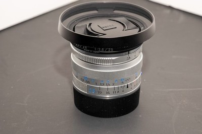 Carl Zeiss Biogon T* 28mm f2.8 ZM Silver for Leica M Mount | LN