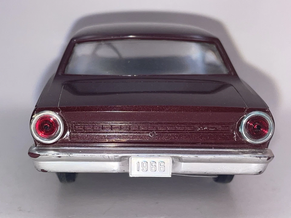AMT 1966 Ford FALCON 2-Door Sports Coupe Promo 1/25 Vintage Burgundy Met XLNT+ - Image 4 of 4