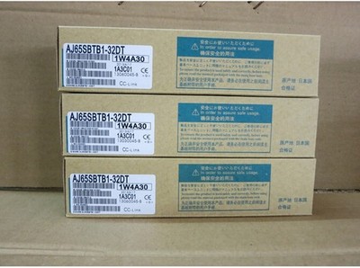 New In Box   PLC AJ65SBTB1-32DT *p0