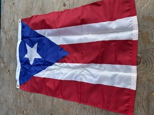 Puerto Rican flag Puerto Rico NYL GLO FLAG new in Box Large 24” X 32”