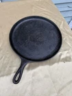 Vintage Lodge 10 1/2” inch Old Style Cast Iron Flat Griddle Skillet Made In USA