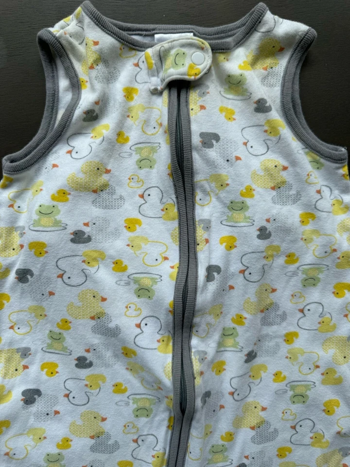 Envoltura Just Born Infant Deluxe unisex estampado pato amarillo acolchado, talla 0/6 meses Foto 2 de 4