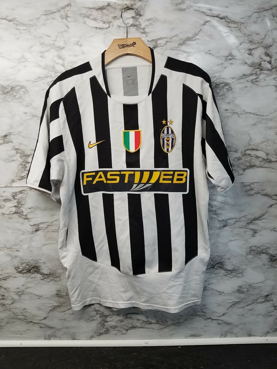 Nike Vintage 2003-2004 JUVENTUS HOME JERSEY Sz MEDIUM Nike Vintage 2003-2004 JUVENTUS HOME JERSEY Sz MEDIUM