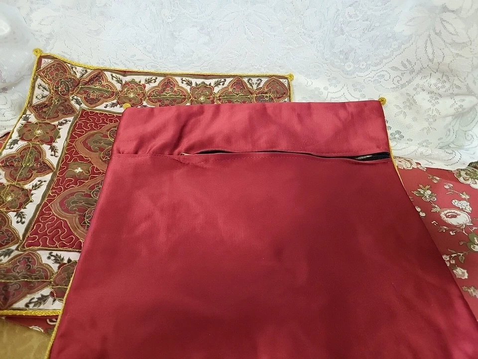 Par de fundas de almohada boho de satén y brocado de Asia oriental 16 X 16 Foto 4 de 4