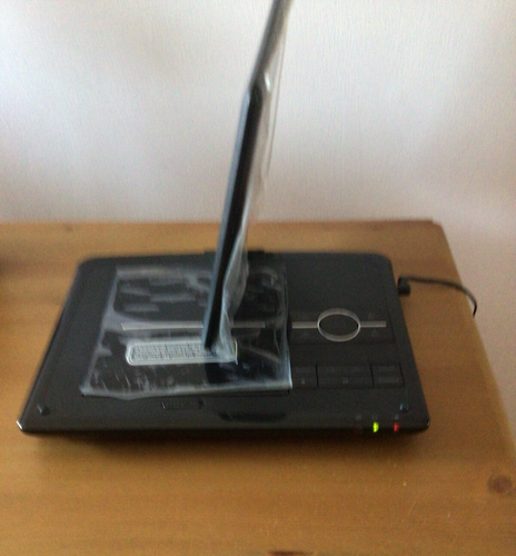 LOGIK 10” Black Portable DVD Player With Power Cable /Remote WORKING - Picture 10 of 20