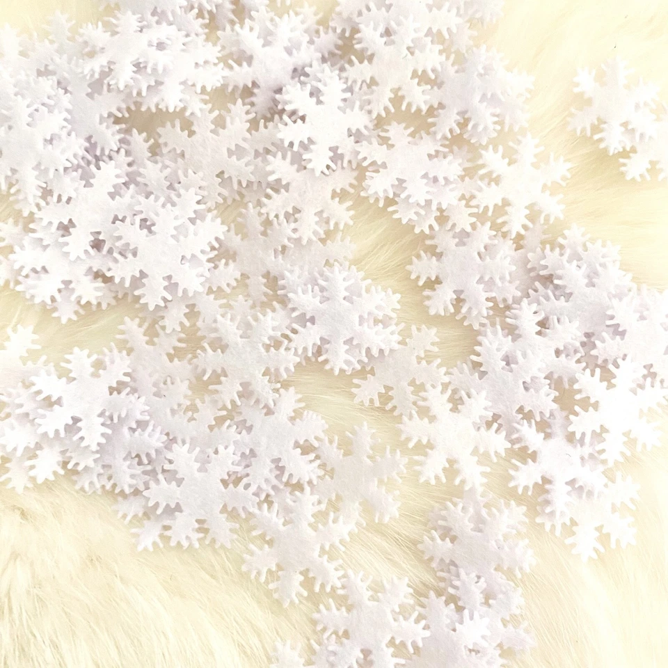 Крошечные войлочные снежинки 25 шт. 10 мм — рождественская аппликация праздничные поделки нашивка - Изображение 2 из 4