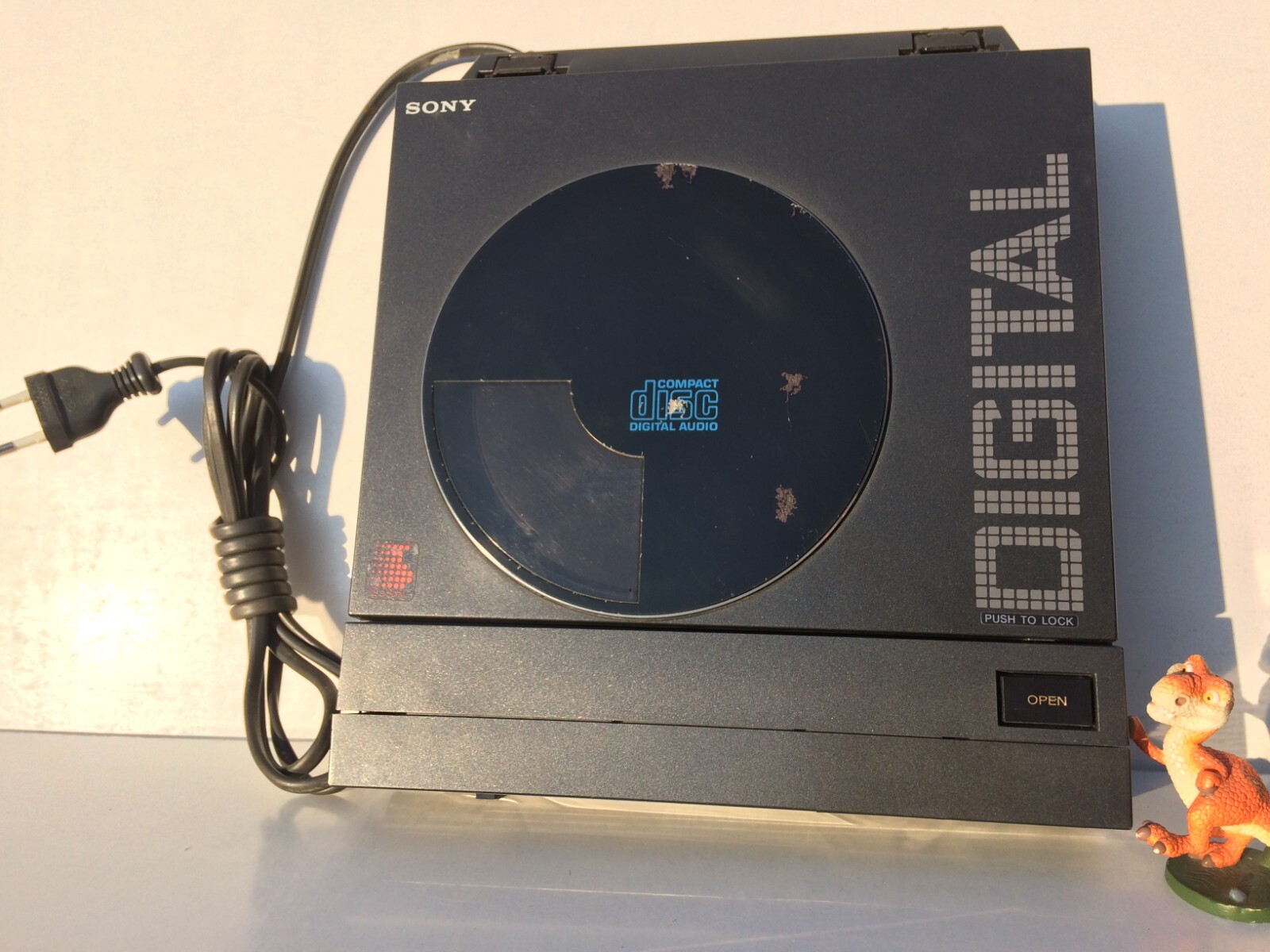 Sony CDP-7F 💿 CD Player Deck Compact Disc Digital Vintage
