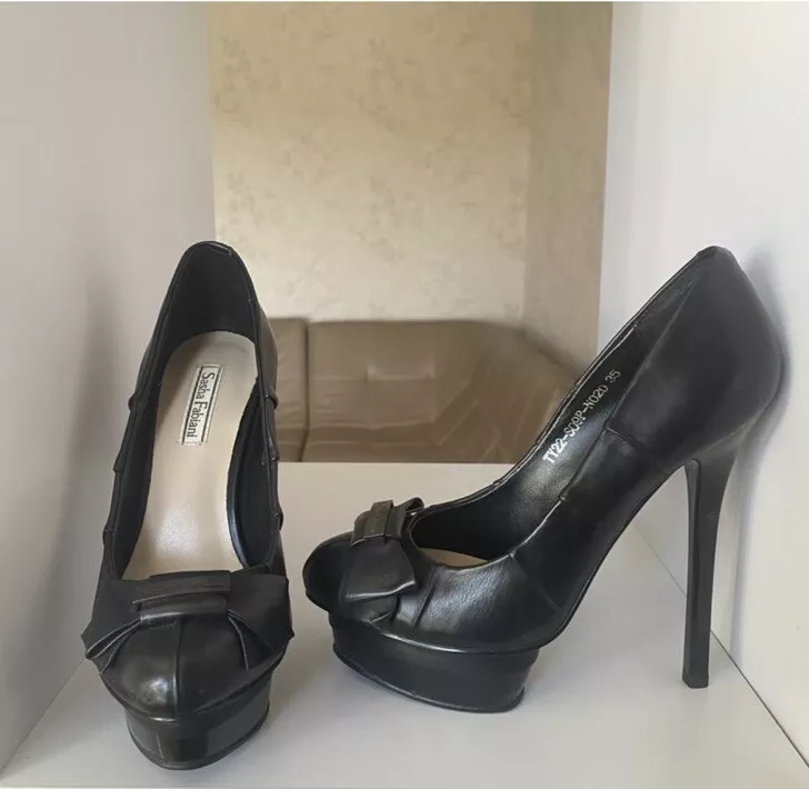 Sasha Fabiani women shoes Black Lather Italy size 35 5