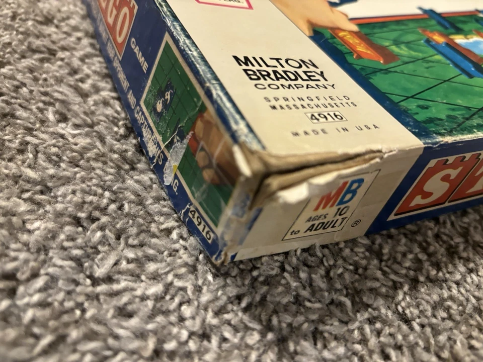 Stratego 1961 Vintage Board Game By MB Milton Bradley USA Complete - Image 4 of 4