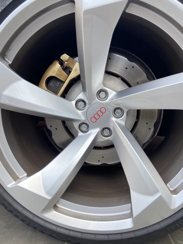 OEM Brembo Front & Rear Brake Calipers & Discs – Audi C7 RS6 / RS7 (2013–2018) - Image 4 of 4